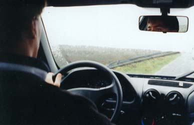 990509_maurice_drives.JPG (14326 bytes)